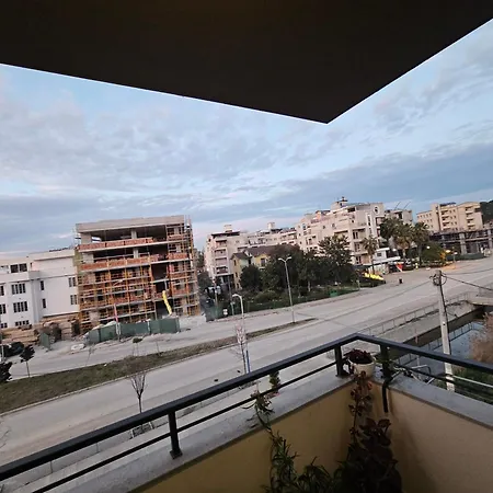 Apartament Andi's *